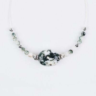 Baum-Achat-Collier