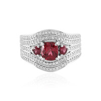 Edelroter Luc Yen-Spinell-Goldring (AMAYANI)