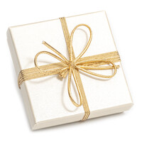 Geschenkbox weiß M
