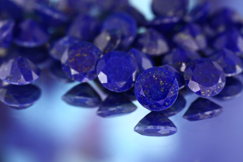 Lapislazuli | Wirkung und Kräfte des blauen Edelsteins